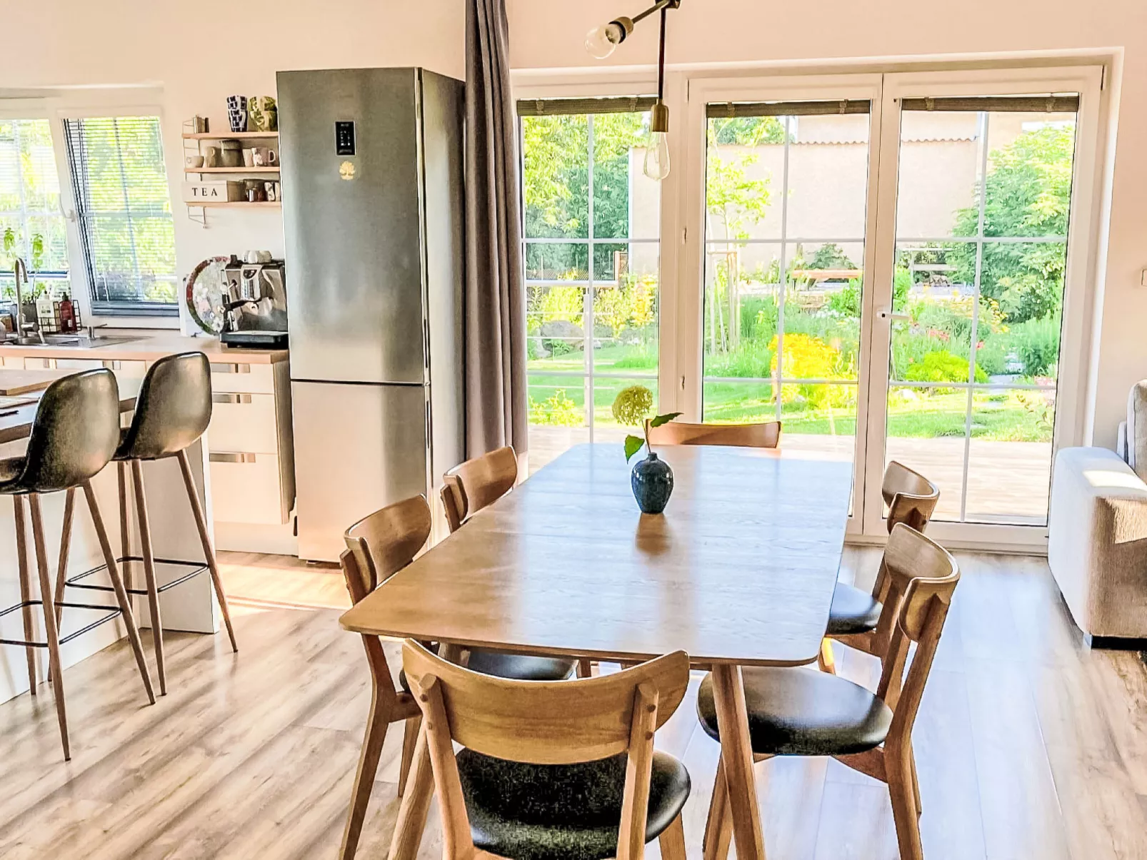 Hillside View - Binnen