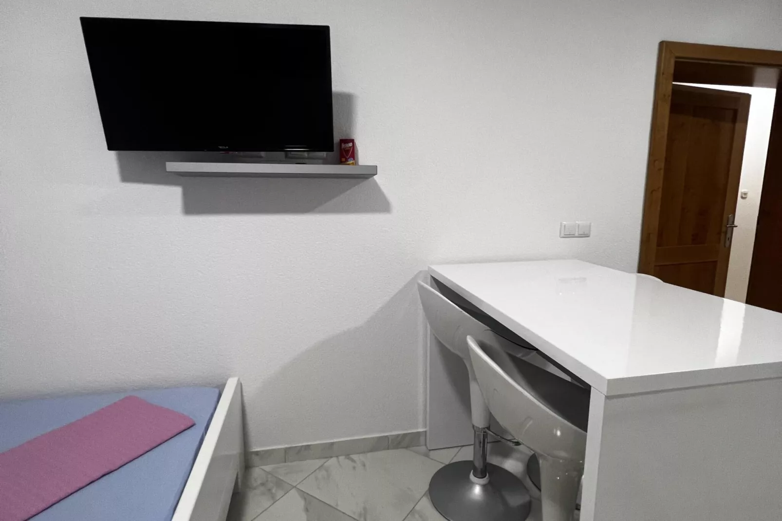 Apartment Lavaran 2 - Eetkamer