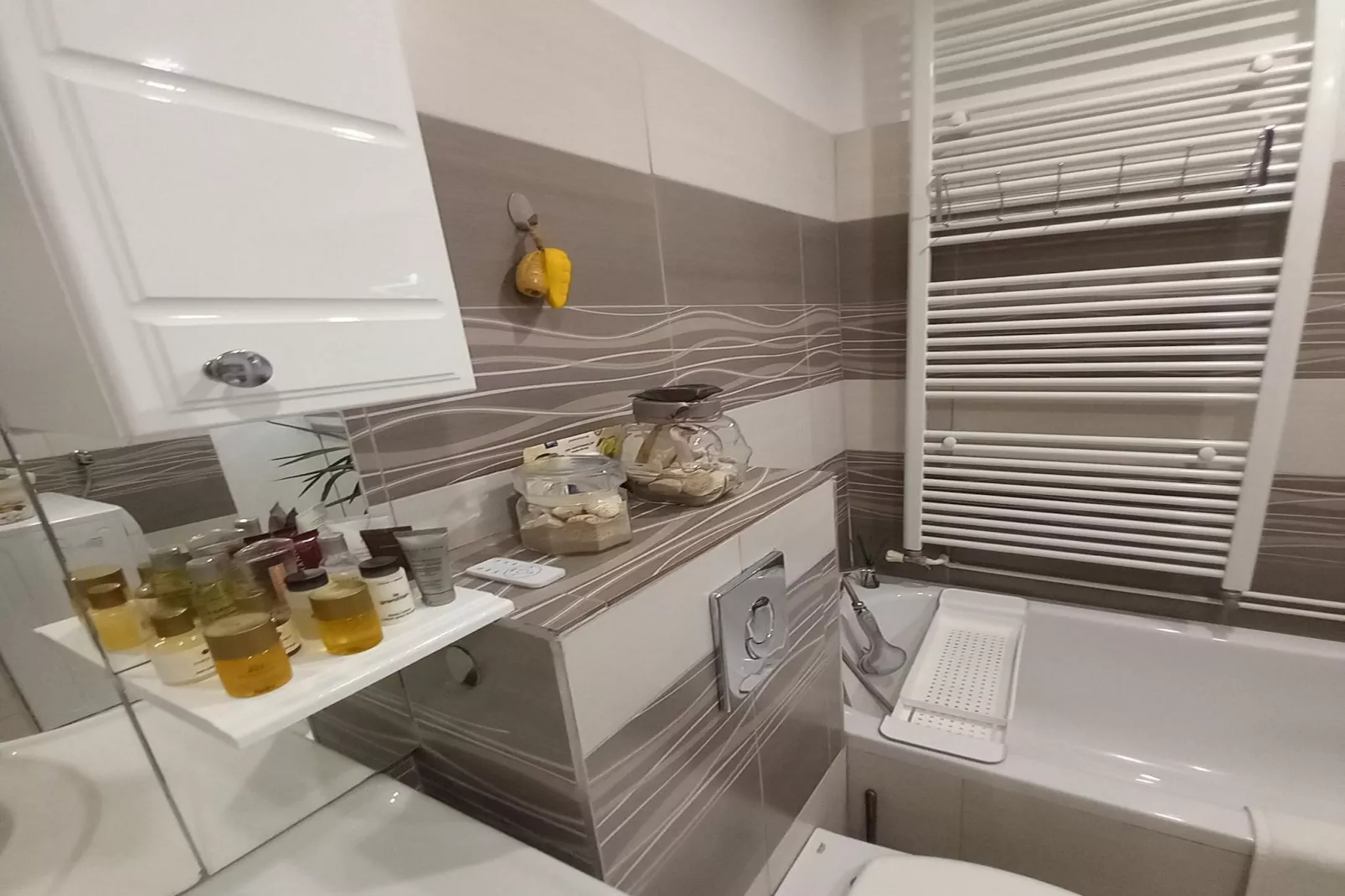 Holiday Home Kim - Three Bedroom Holiday Home with Swimming Pool - Badkamer