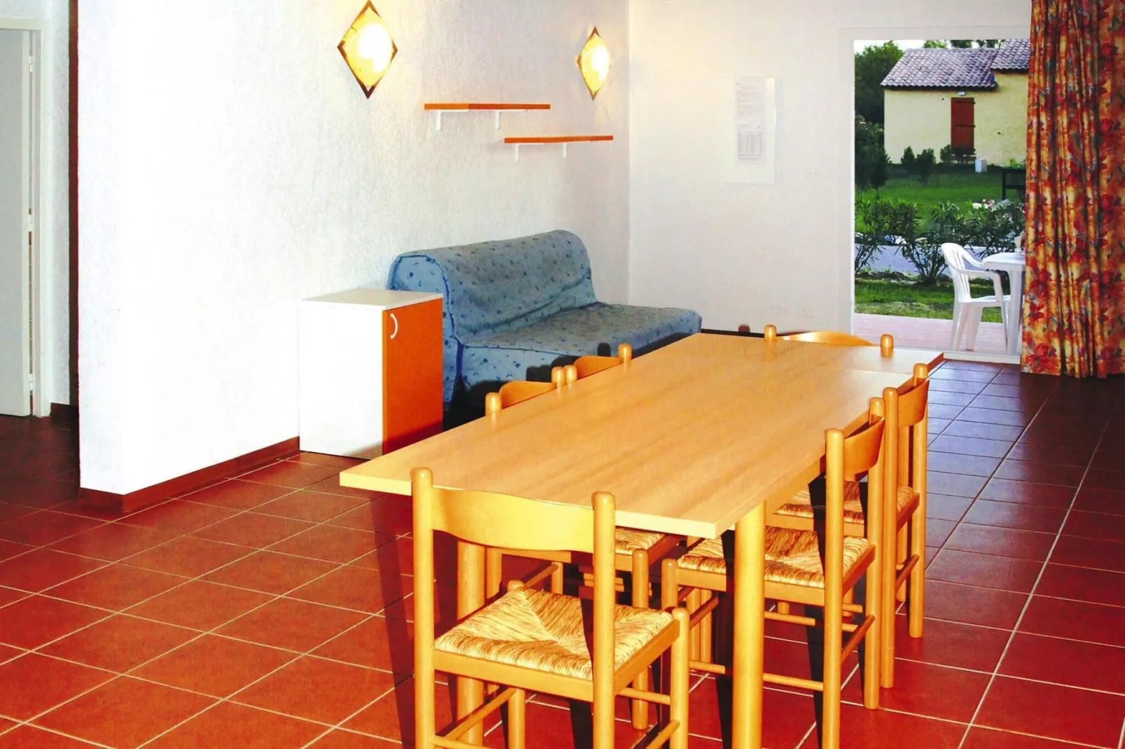 Résidence Marina Corsa in Ghisonaccia  /  Monolocale 2/3 - Eetkamer
