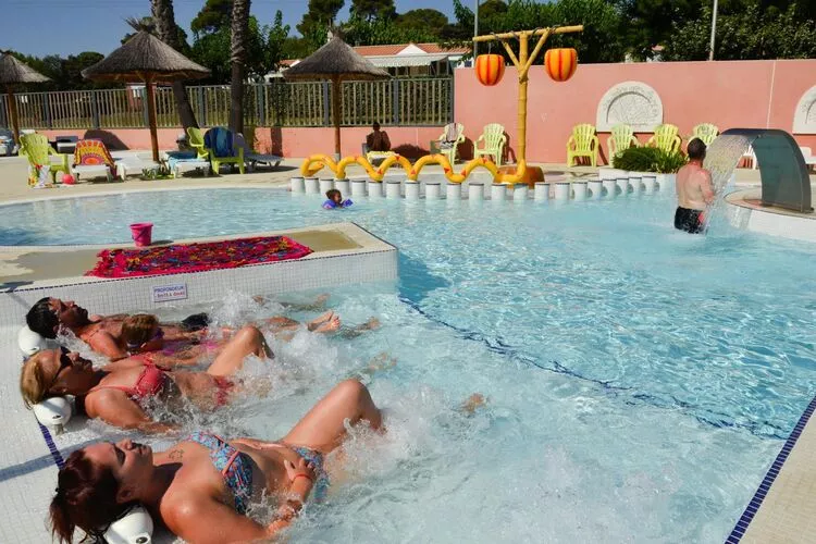 Caravanpark Domaine Sainte Véziane Bessan  Mobilhome Confort Plus 3ch 6p-Zwembad