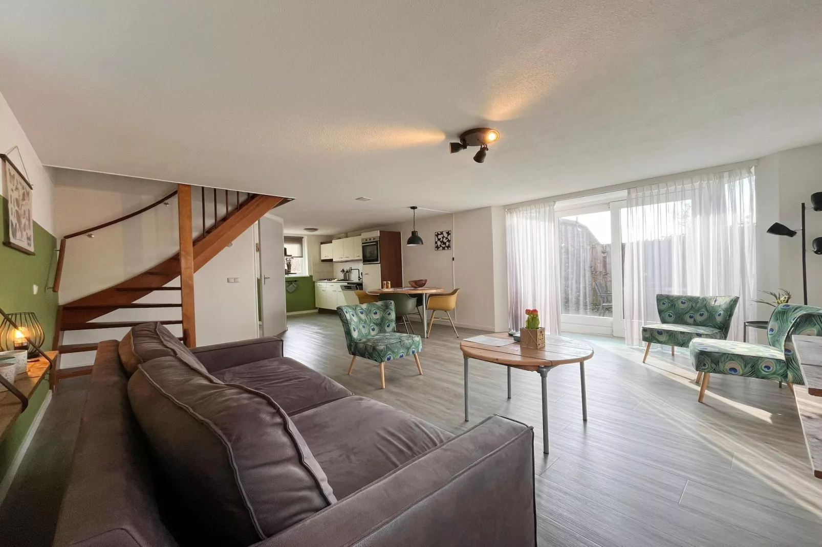 Bungalow 4-persoons (2 slaapkamers) - Woonkamer