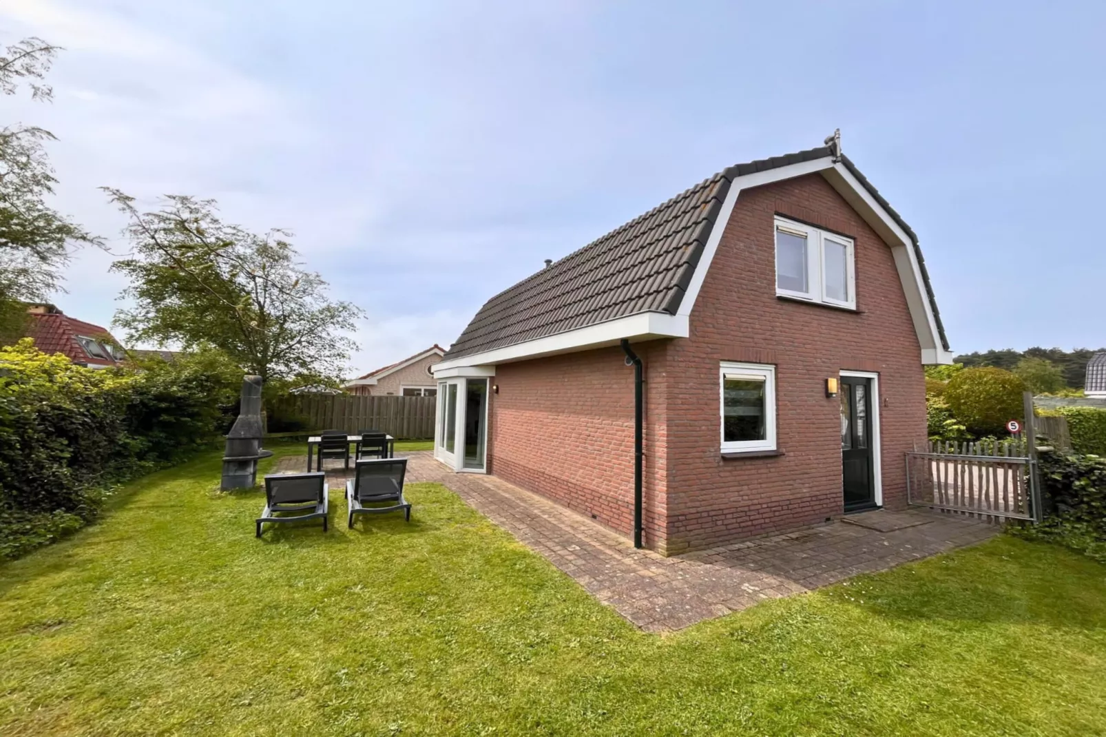 Bungalow 5-persoons - Buitenkant zomer