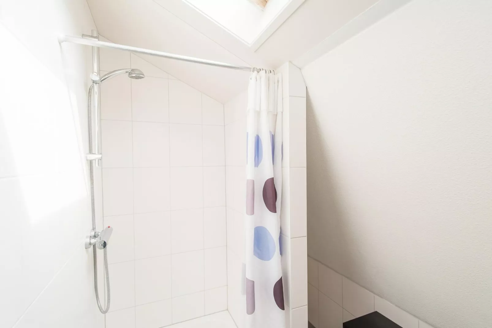 Bungalow 4-persoons (2 slaapkamers) - Badkamer