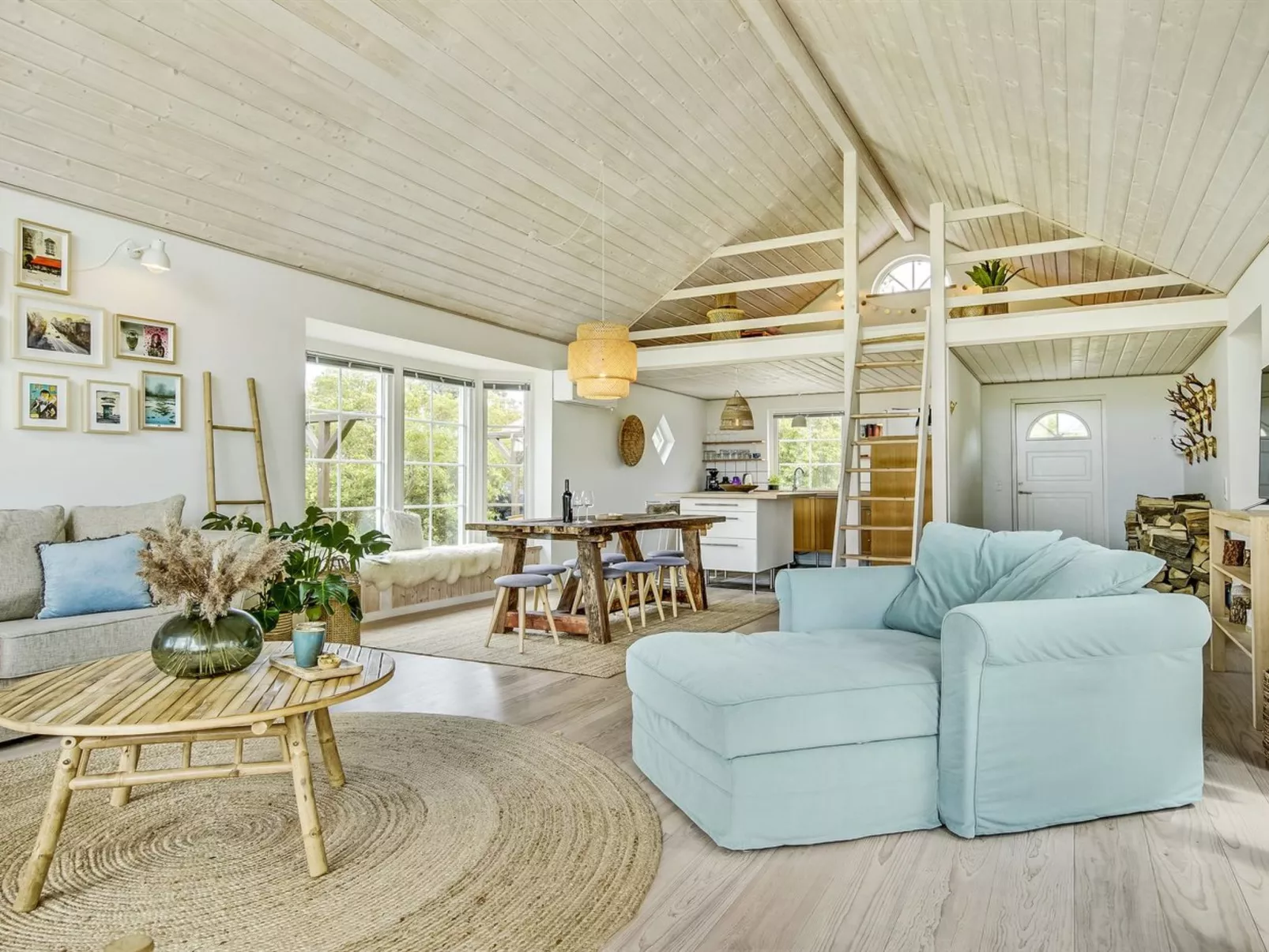 "Bernadete" - 50m to the fjord - Binnen