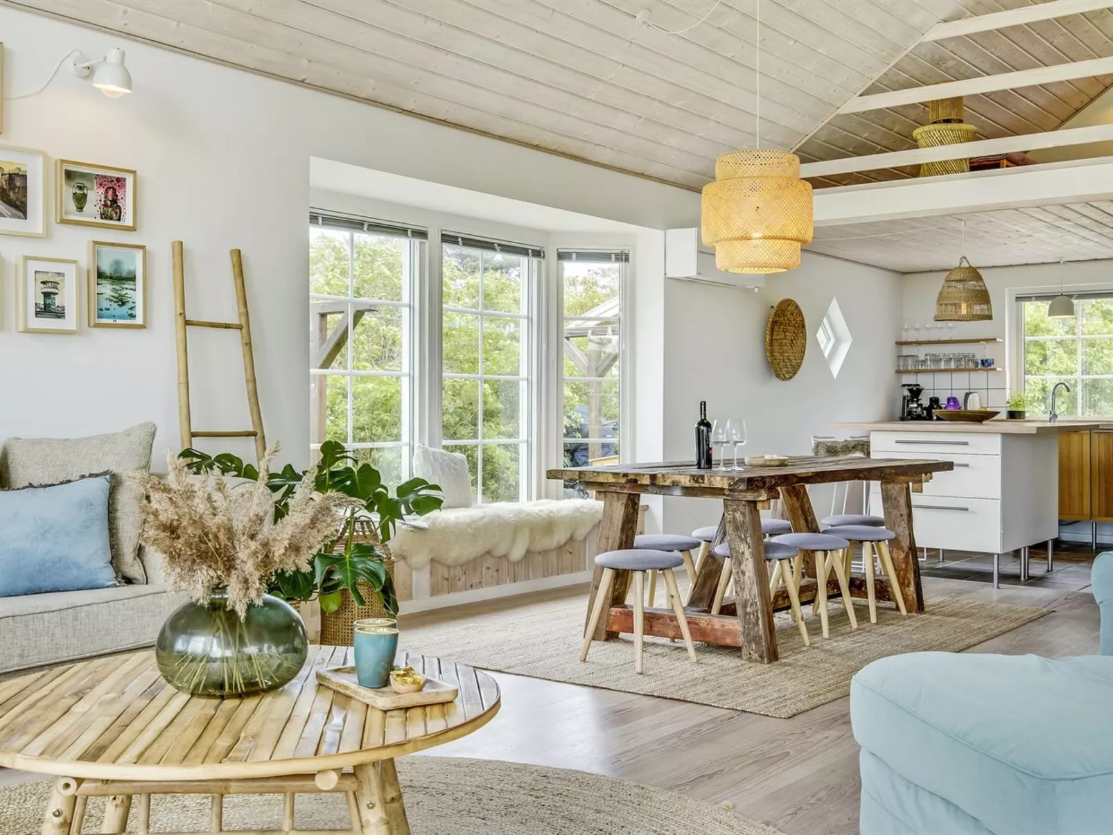 "Bernadete" - 50m to the fjord - Binnen