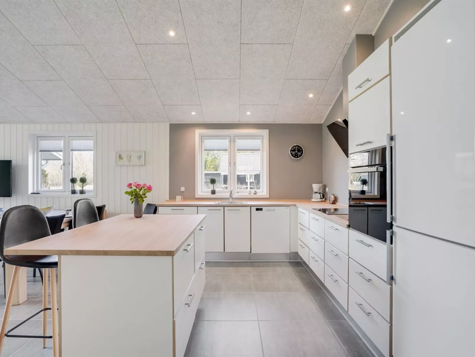 "Gardi" - 14km from the sea - Binnen