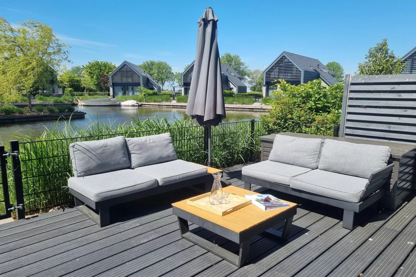 Watervilla Twa - Terrasbalkon