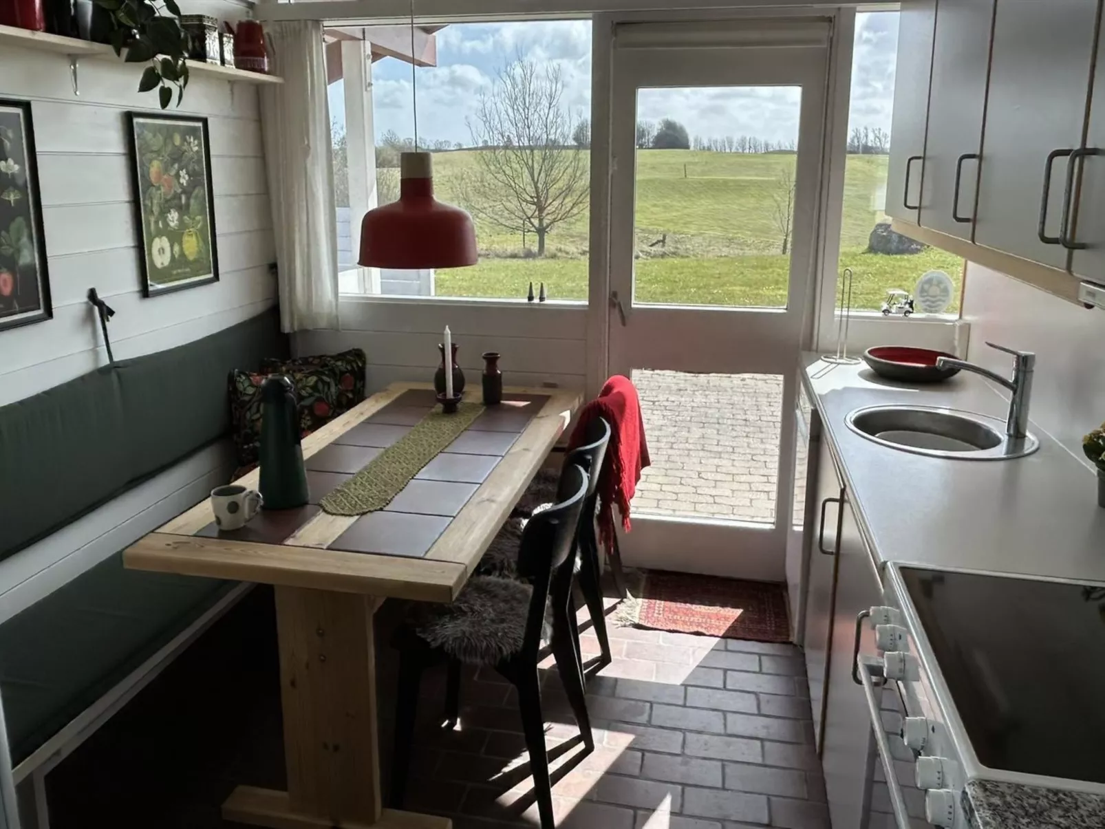 "Ditte" - 300m from the sea - Binnen