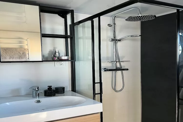 Domek na wodzie dla 3 osób - Badkamer