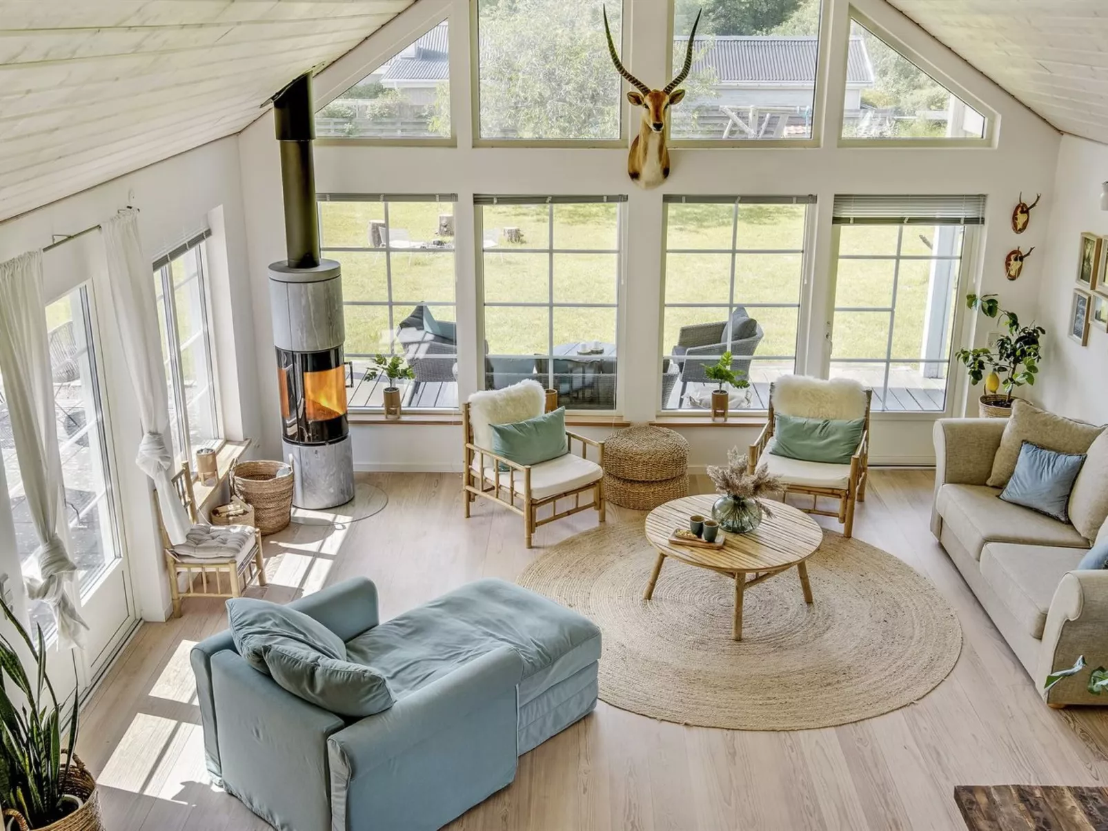 "Bernadete" - 50m to the fjord - Binnen