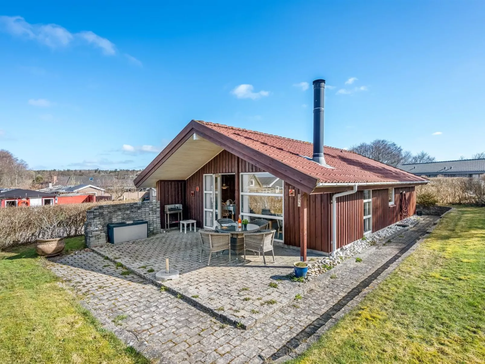 "Heika" - 6.8km from the sea