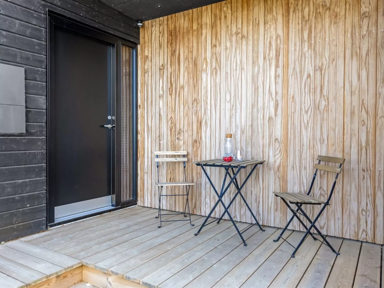 "Heidie" - 600m from the sea