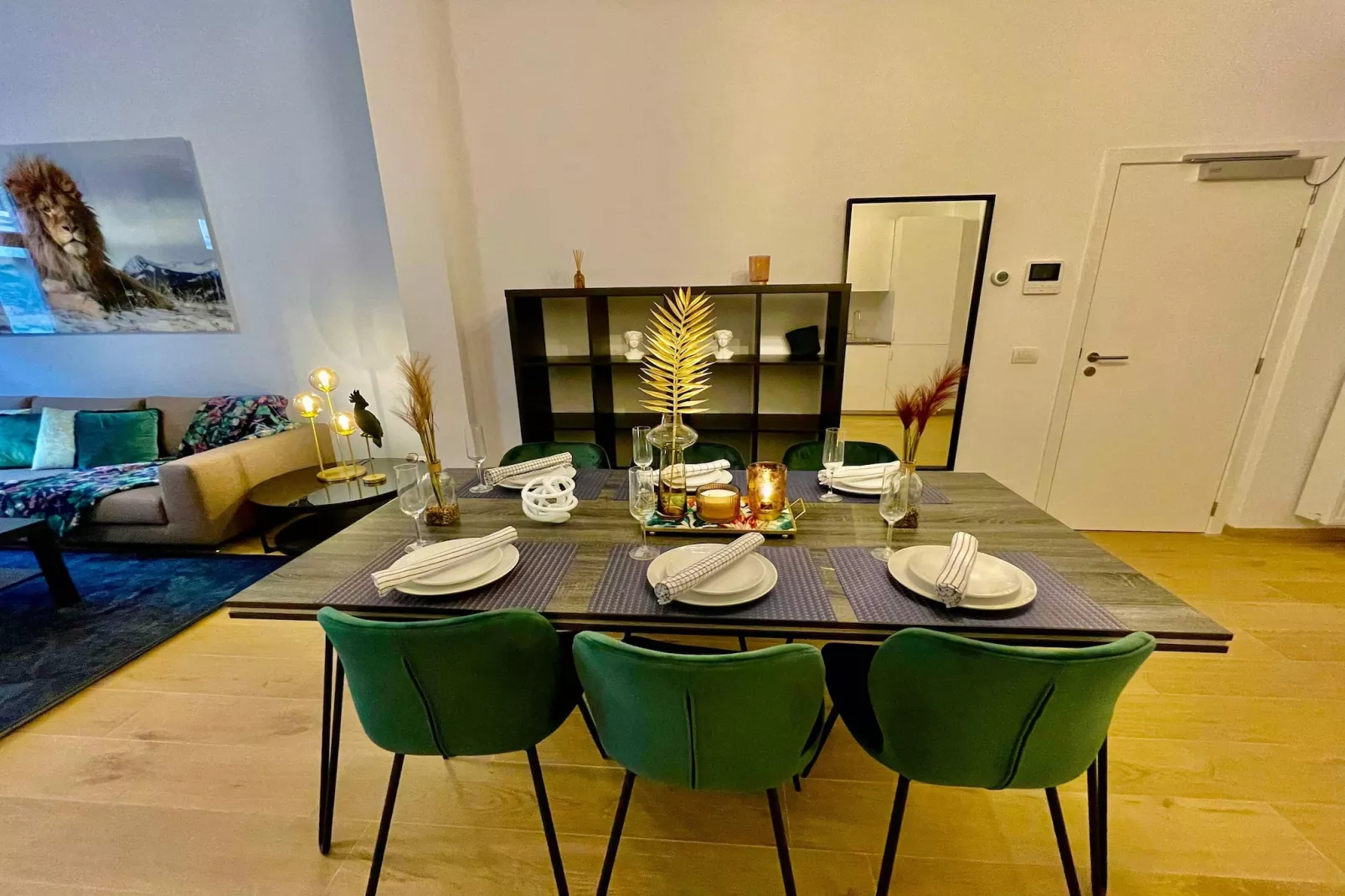 Luxury 2BR 2BA Near Fashion District by OneLuxStay