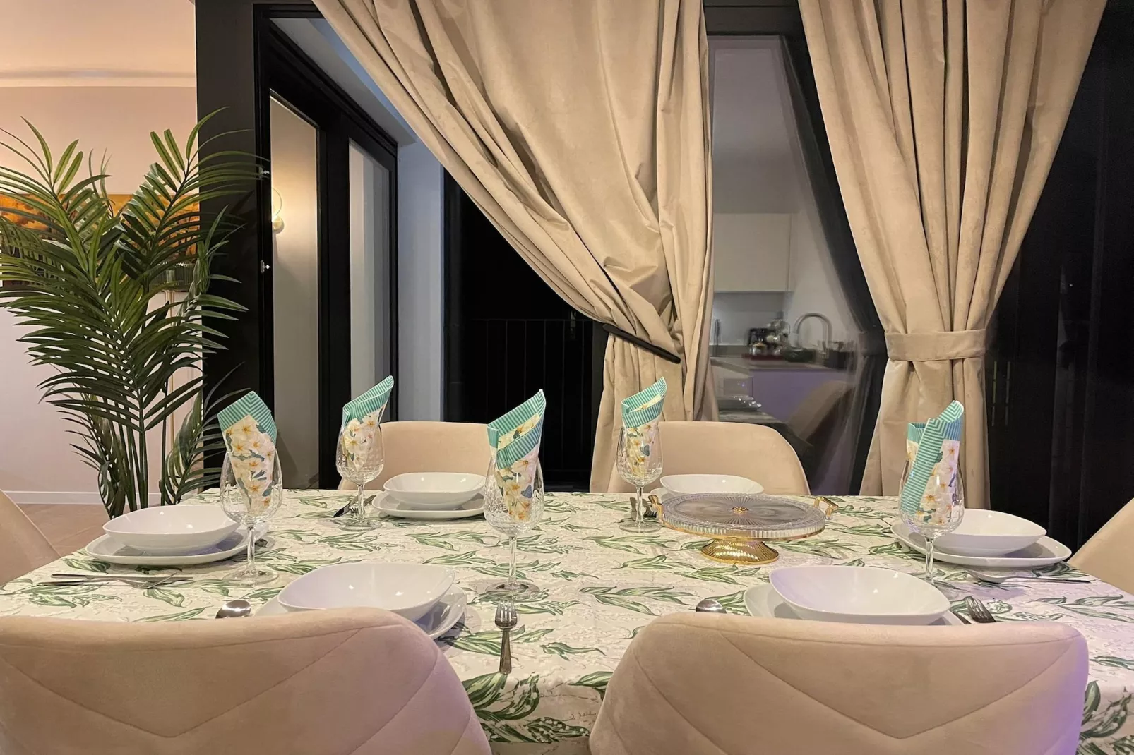 One Lux Stay 3BR / 2BA Antwerp near Central Station