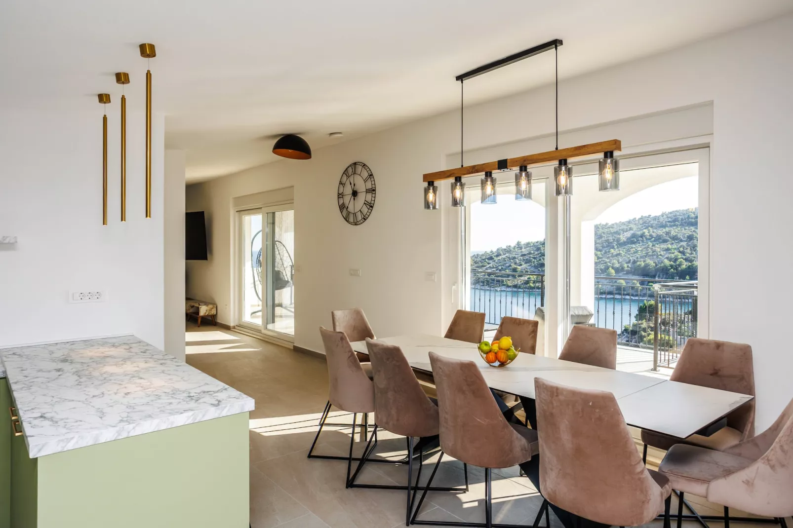 Villa La Fortezza with sea view