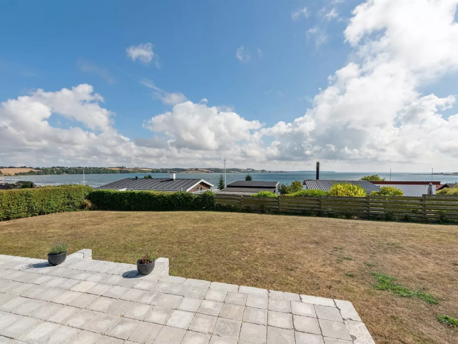 "Beowulf" - 200m from the sea - Buiten