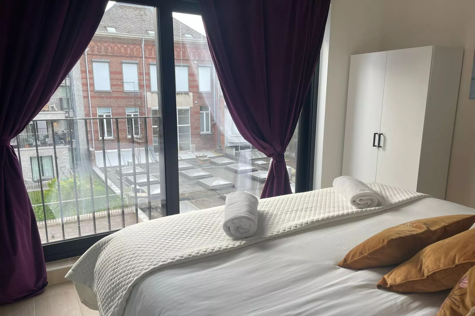 One Lux Stay 2BR/2BA Antwerp near Central Station