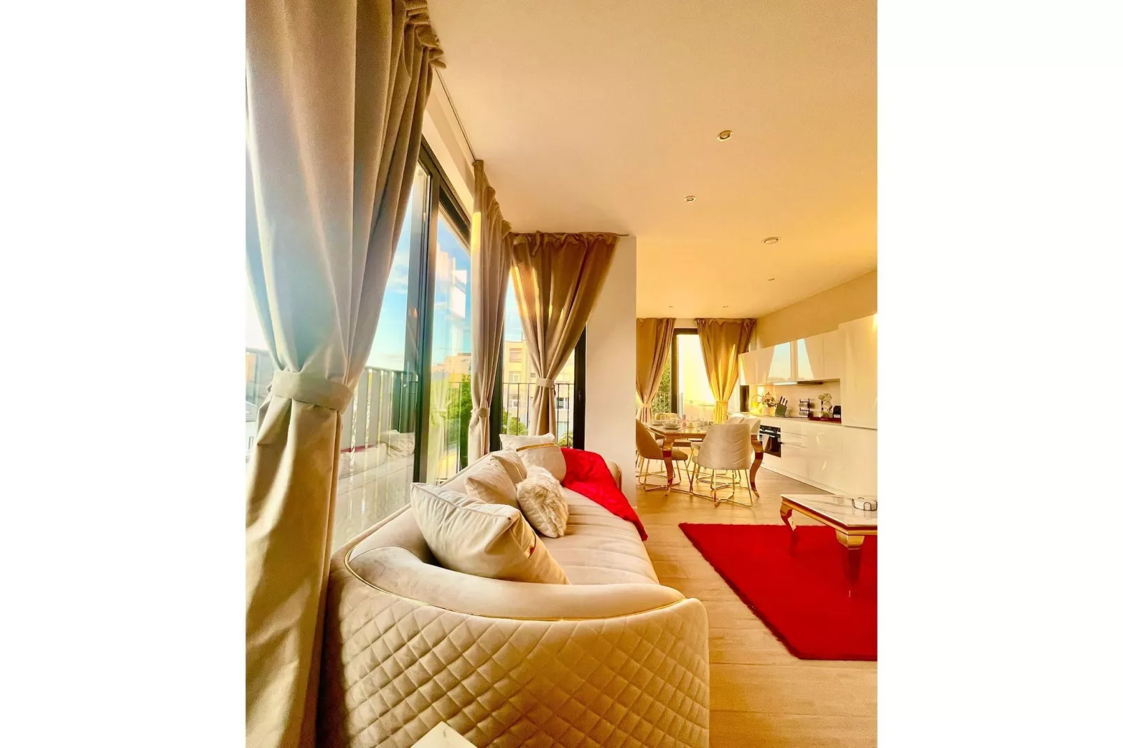 One Lux Stay Near Antwerp Central - 3 Bedroom 15 Bathroom - Woonkamer