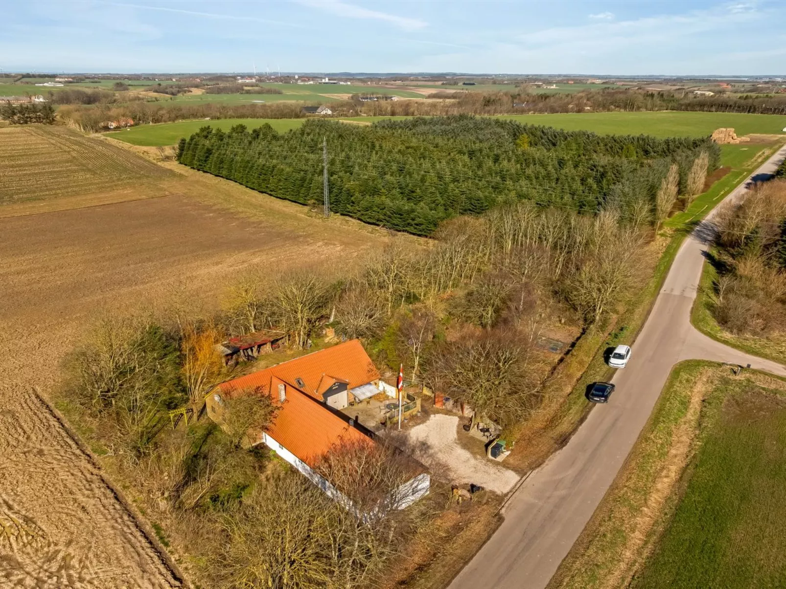"Farah" - 2km to the fjord - Buiten