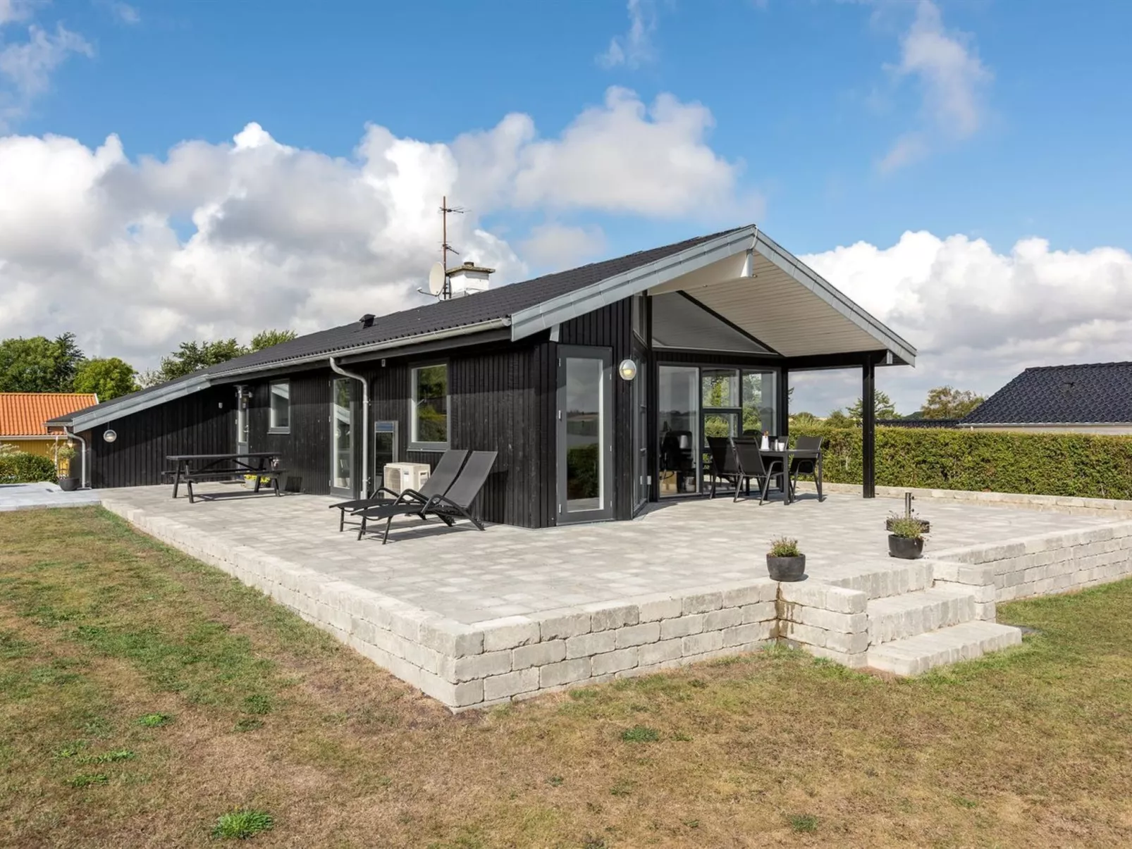 "Beowulf" - 200m from the sea - Buiten