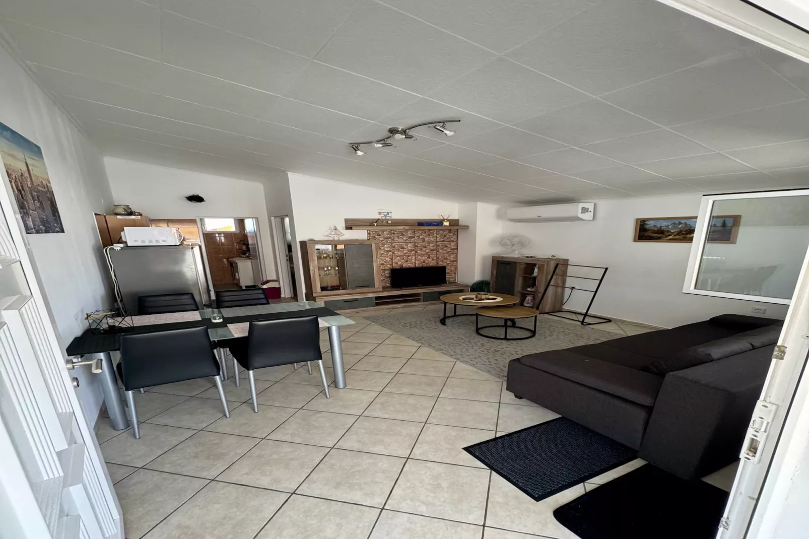 Apartment Sany 1 with jacuzzi - Woonkamer