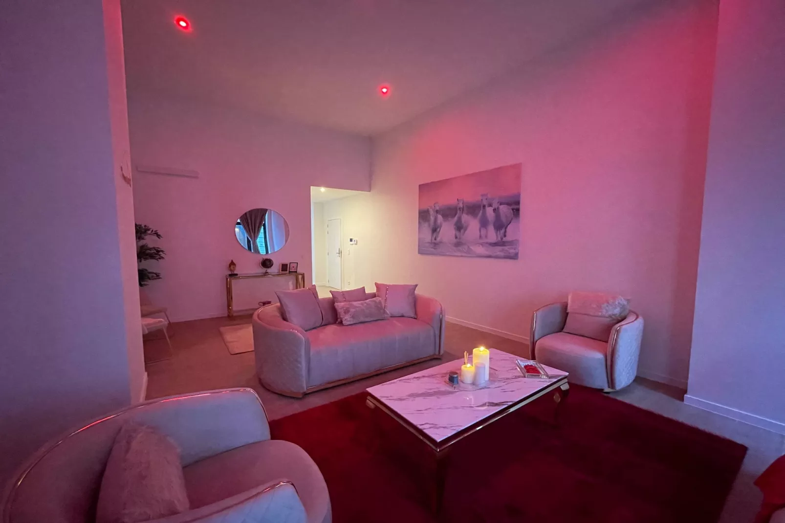 One Lux Stay Near Antwerp Central Grande Deluxe 3 bedroom suite - Woonkamer