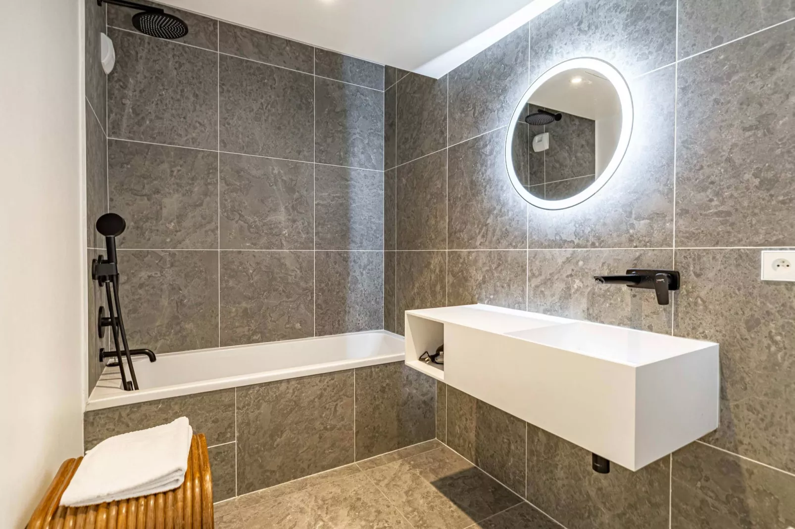 BEAUSOLEIL 1 - Niet-getagd