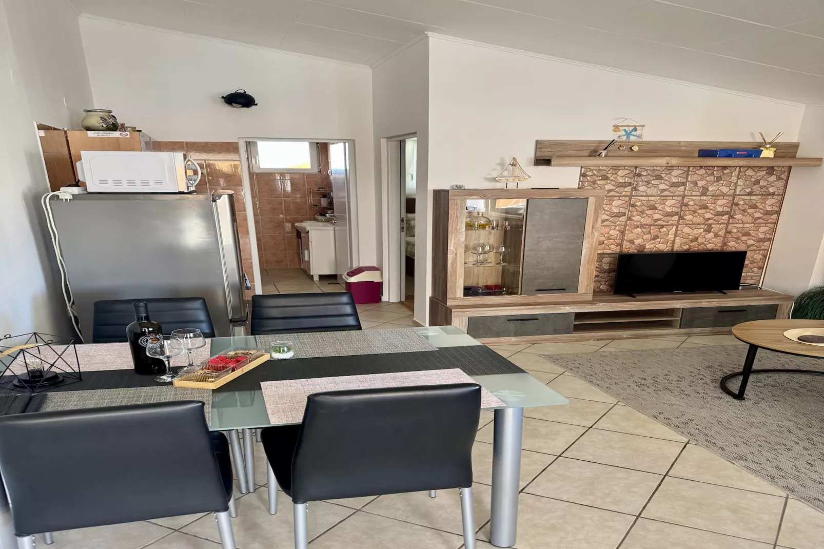 Apartment Sany 1 with jacuzzi - Eetkamer