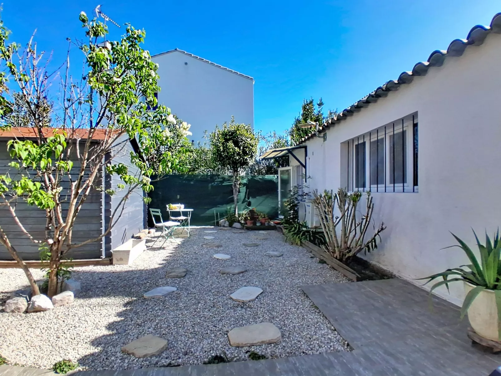 Studio La Provence - Buiten