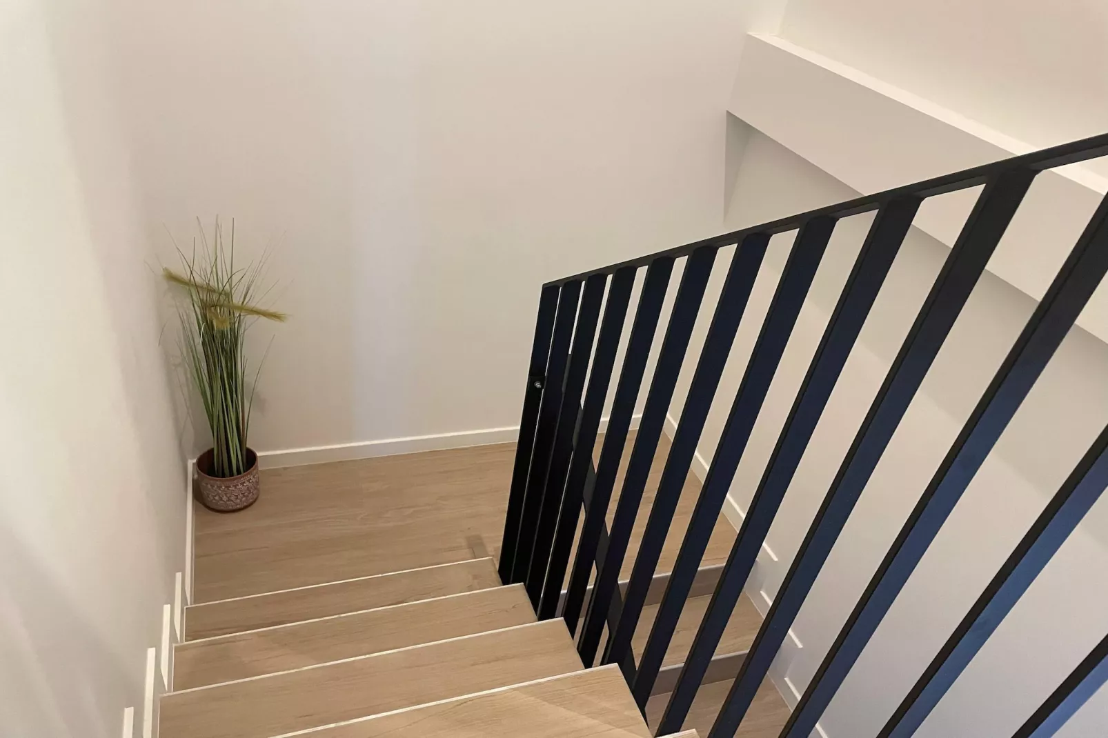 One Lux Stay Near Antwerp Central Grande Deluxe 3 bedroom suite - Overloop