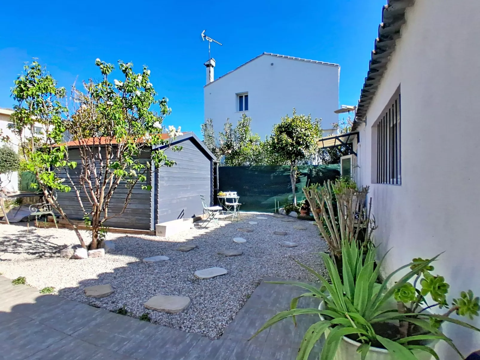 Studio La Provence - Buiten