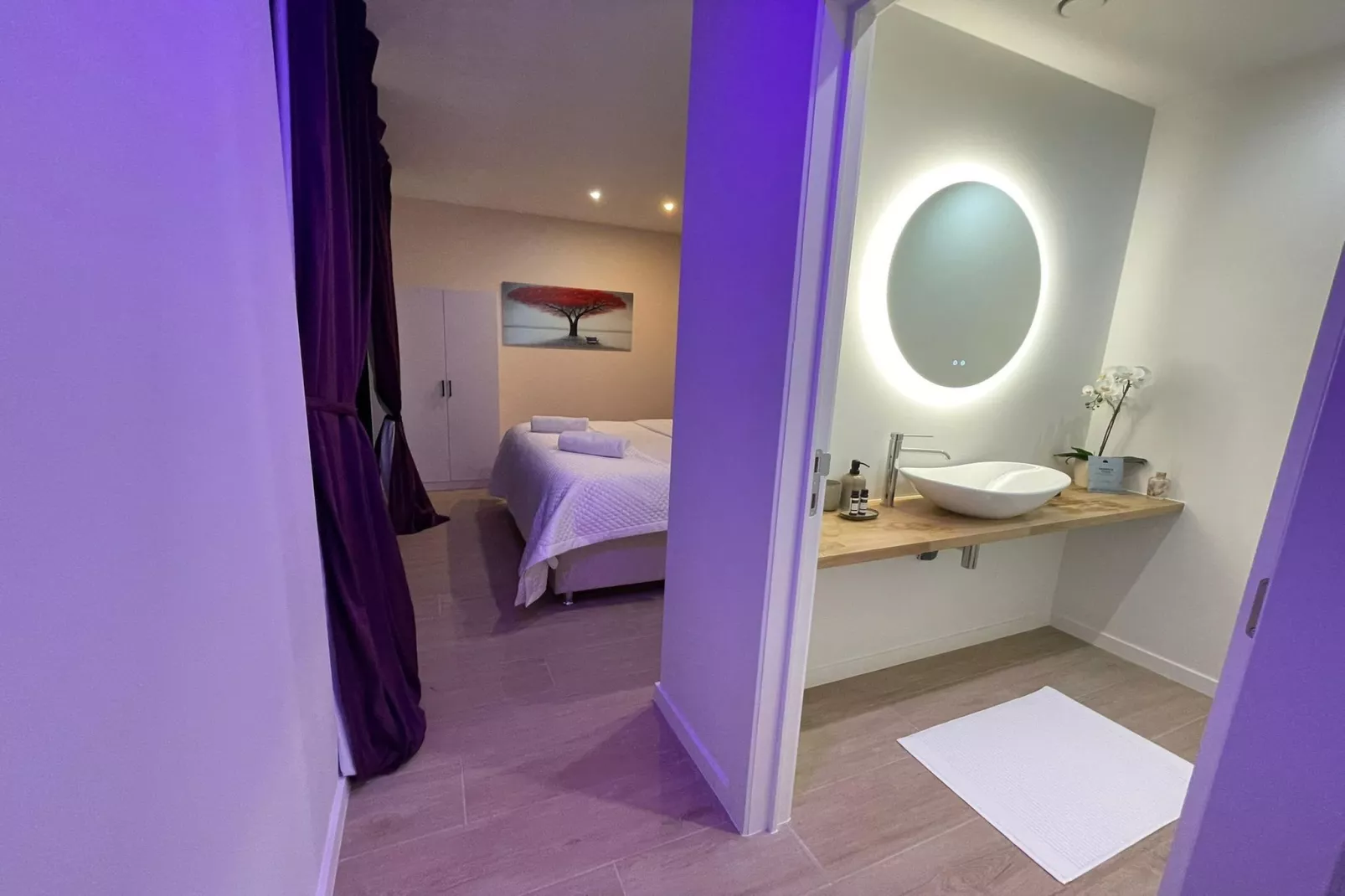 One Lux Stay 3BR / 2BA Antwerp near Central Station - Badkamer