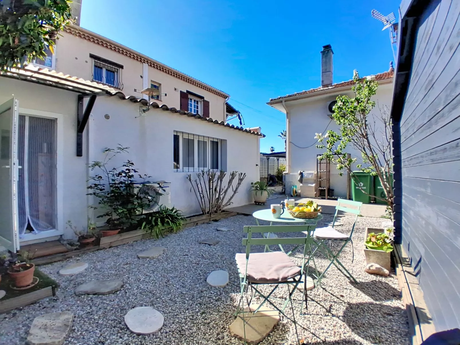 Studio La Provence - Buiten