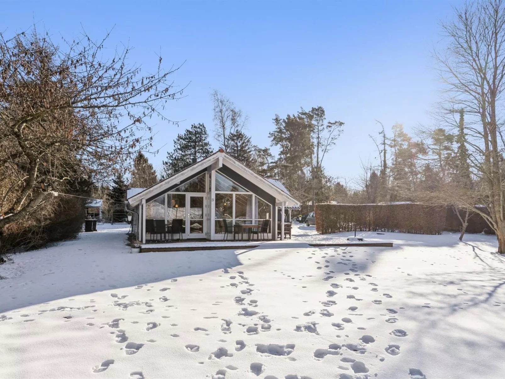 "Elenor" - 1.3km from the sea - Buiten