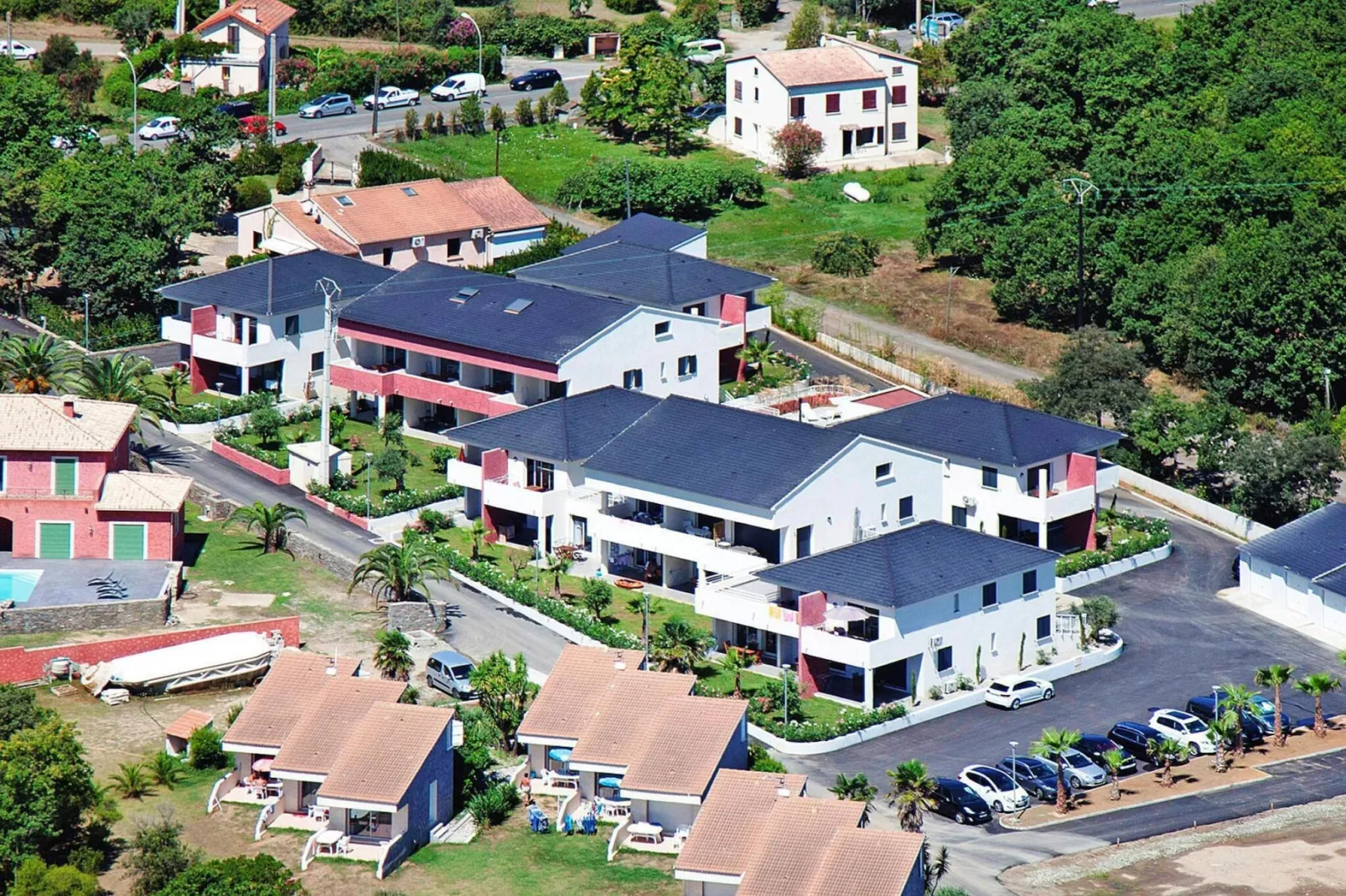 Residence Marea Resort Sainte Lucie-de-Moriani / Apt de luxe 2pc4/Bilocale/4 - Uitzicht zomer