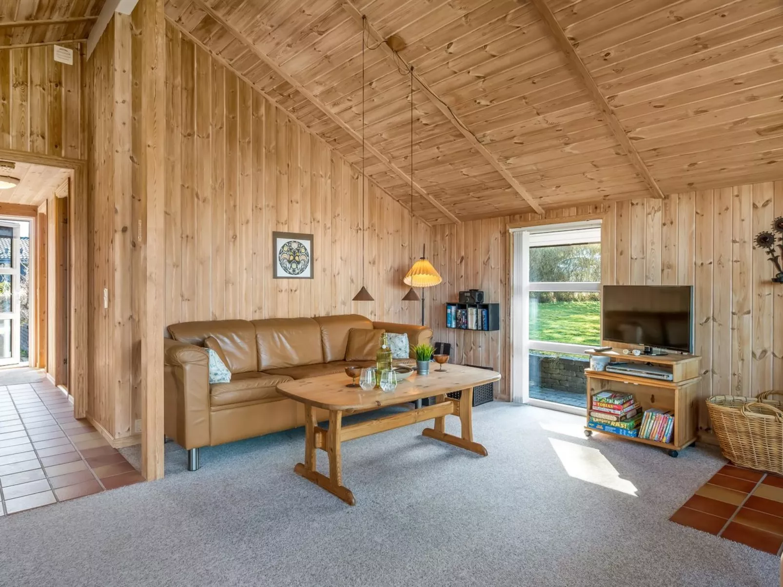 "Heika" - 6.8km from the sea - Binnen