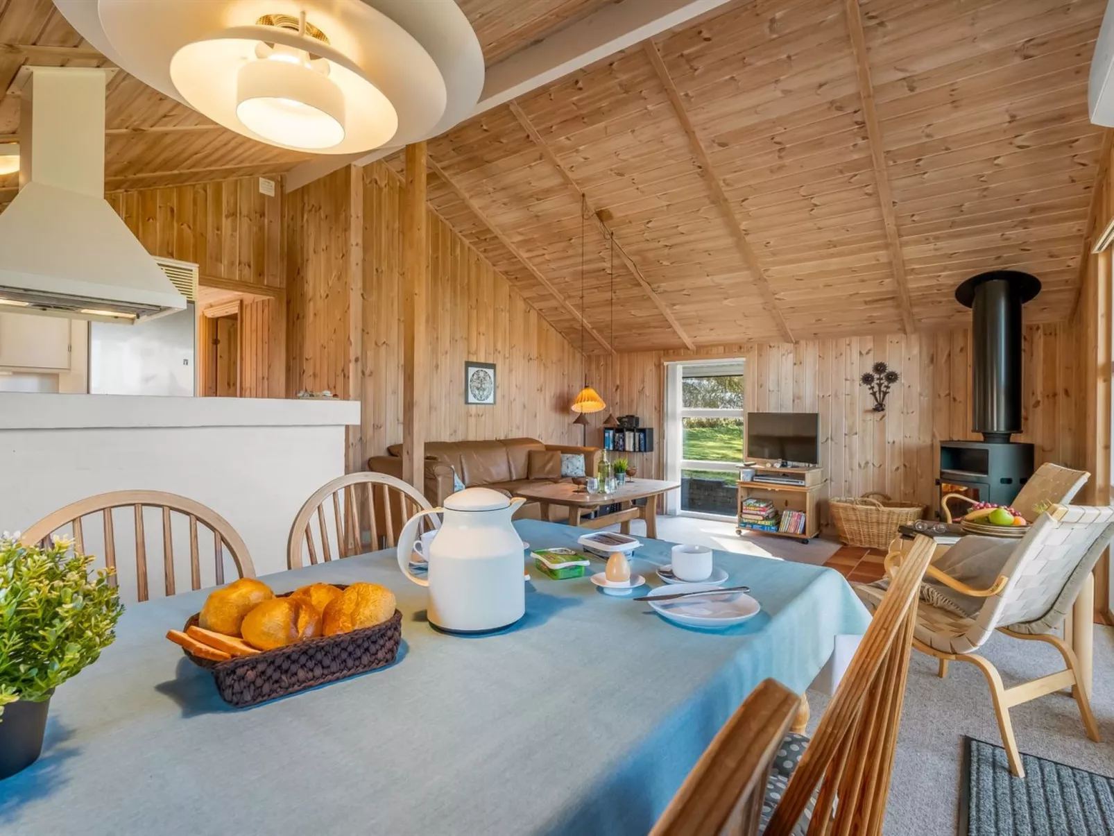 "Heika" - 6.8km from the sea - Binnen