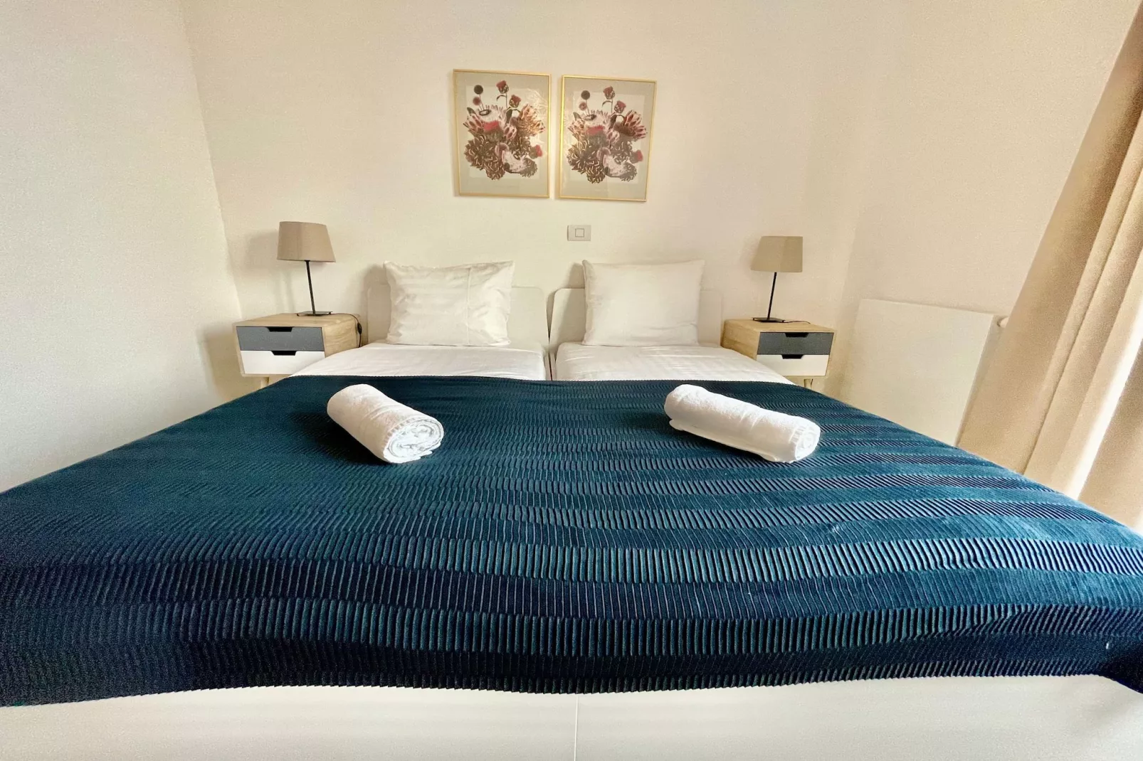 Modern 1BR Near Diamond District by OneLuxStay - Slaapkamer