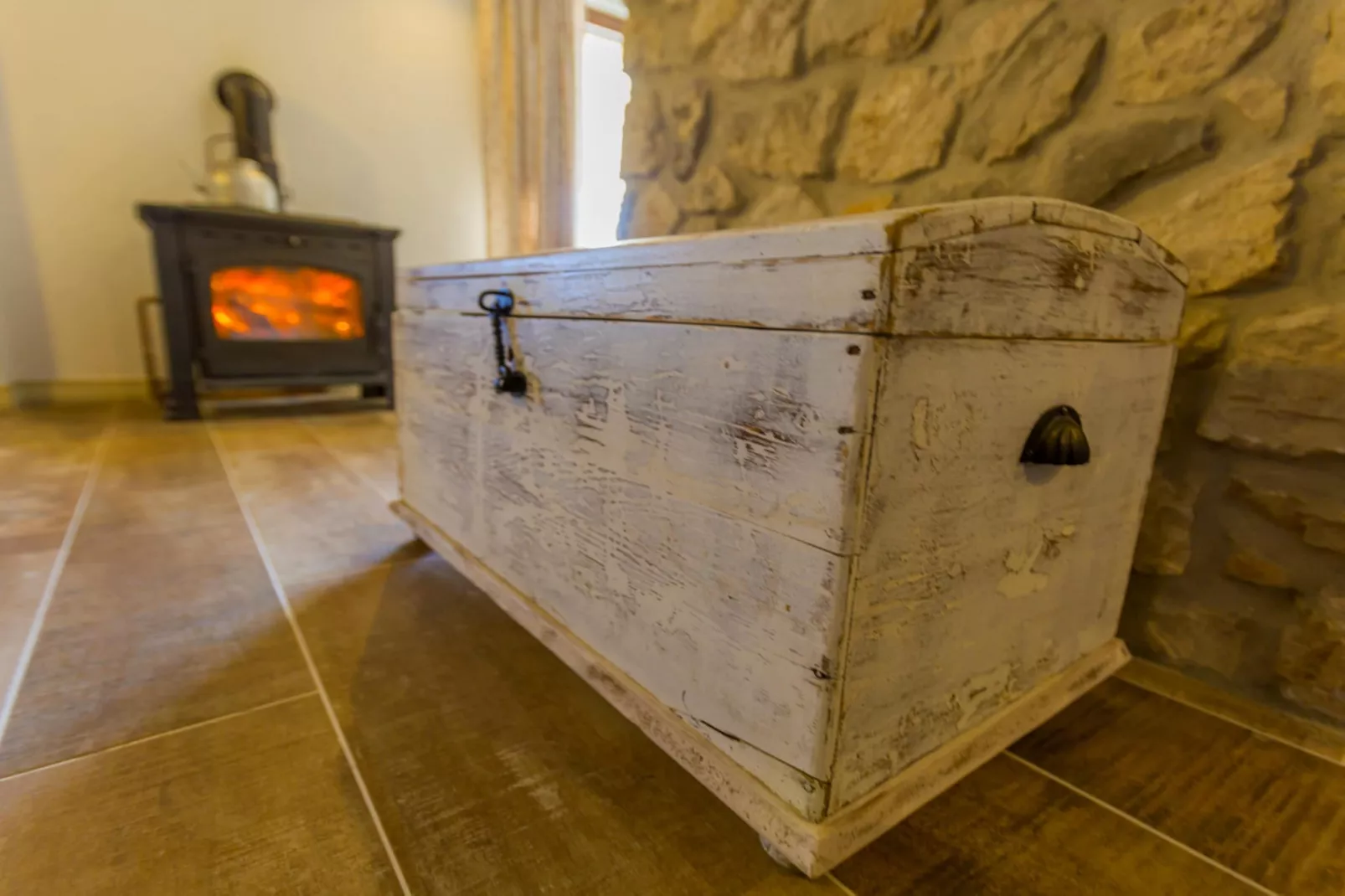 Rustic Villa Fragola with heated pool - Slaapkamer