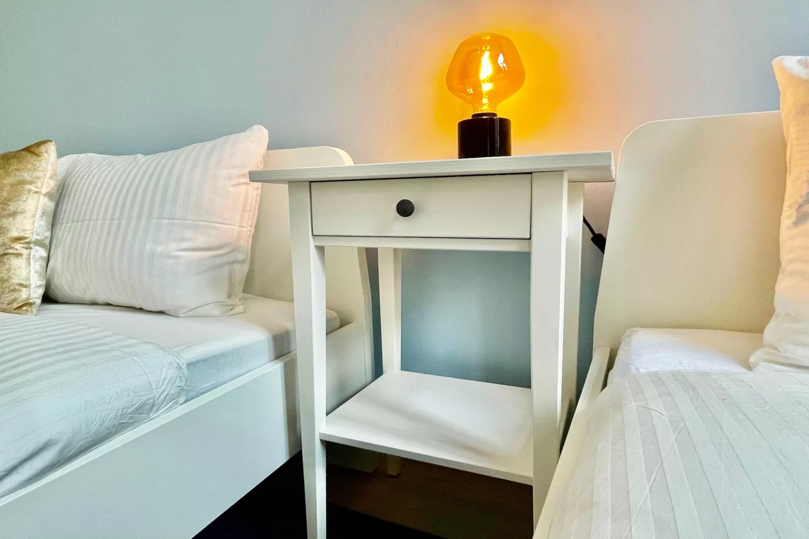 Luxury 2BR 1BA Near Fashion District by OneLuxStay - Sfeer