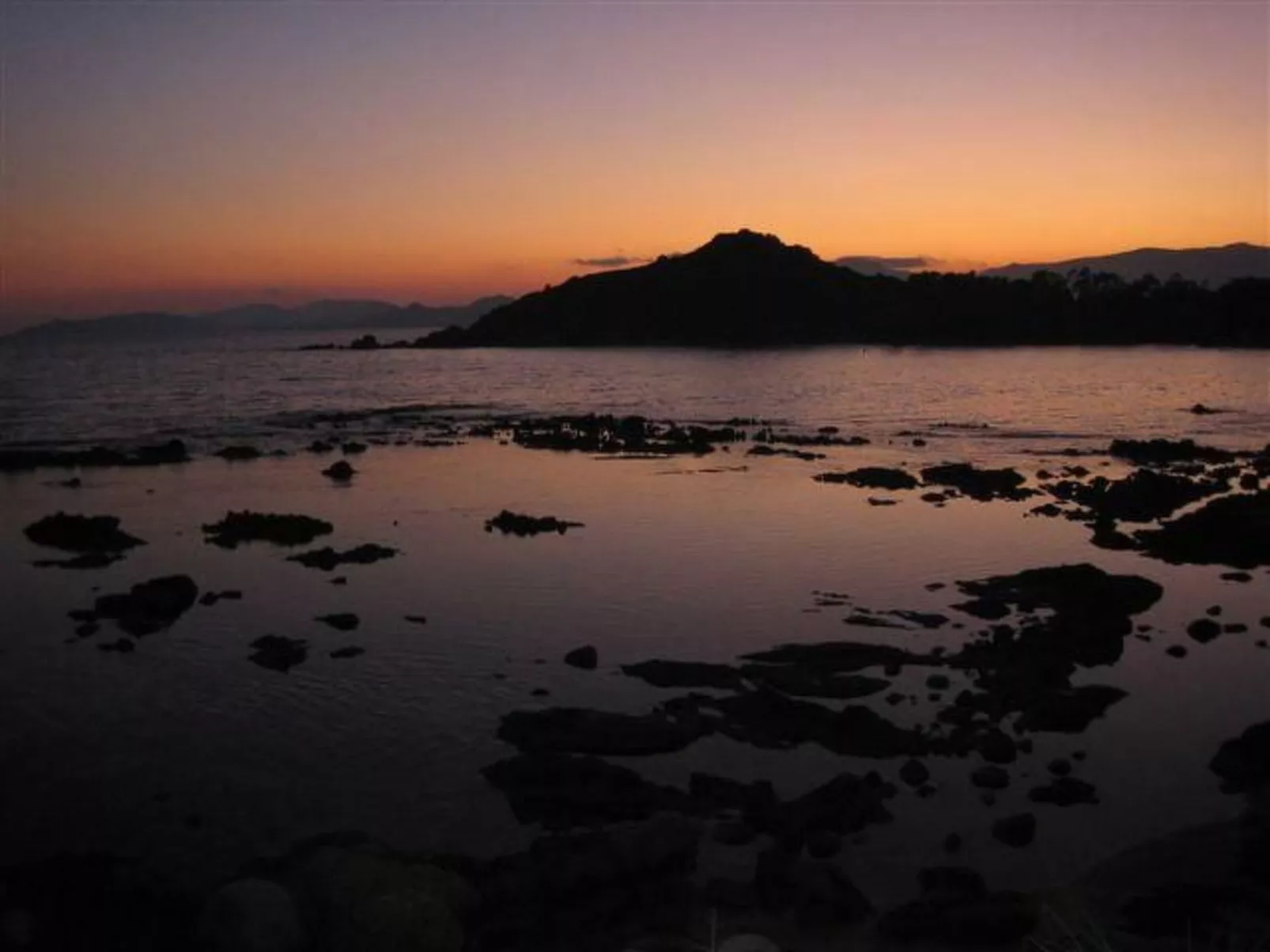 Tenuta "Carrubo" mit Wandkasten - Image-tags.info