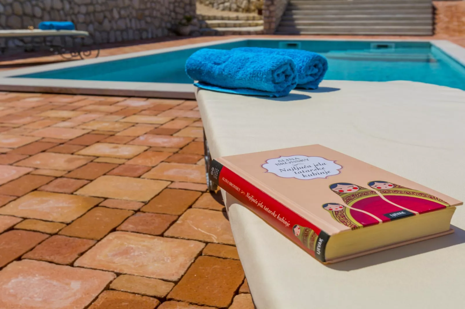 Rustic Villa Fragola with heated pool - Sfeer