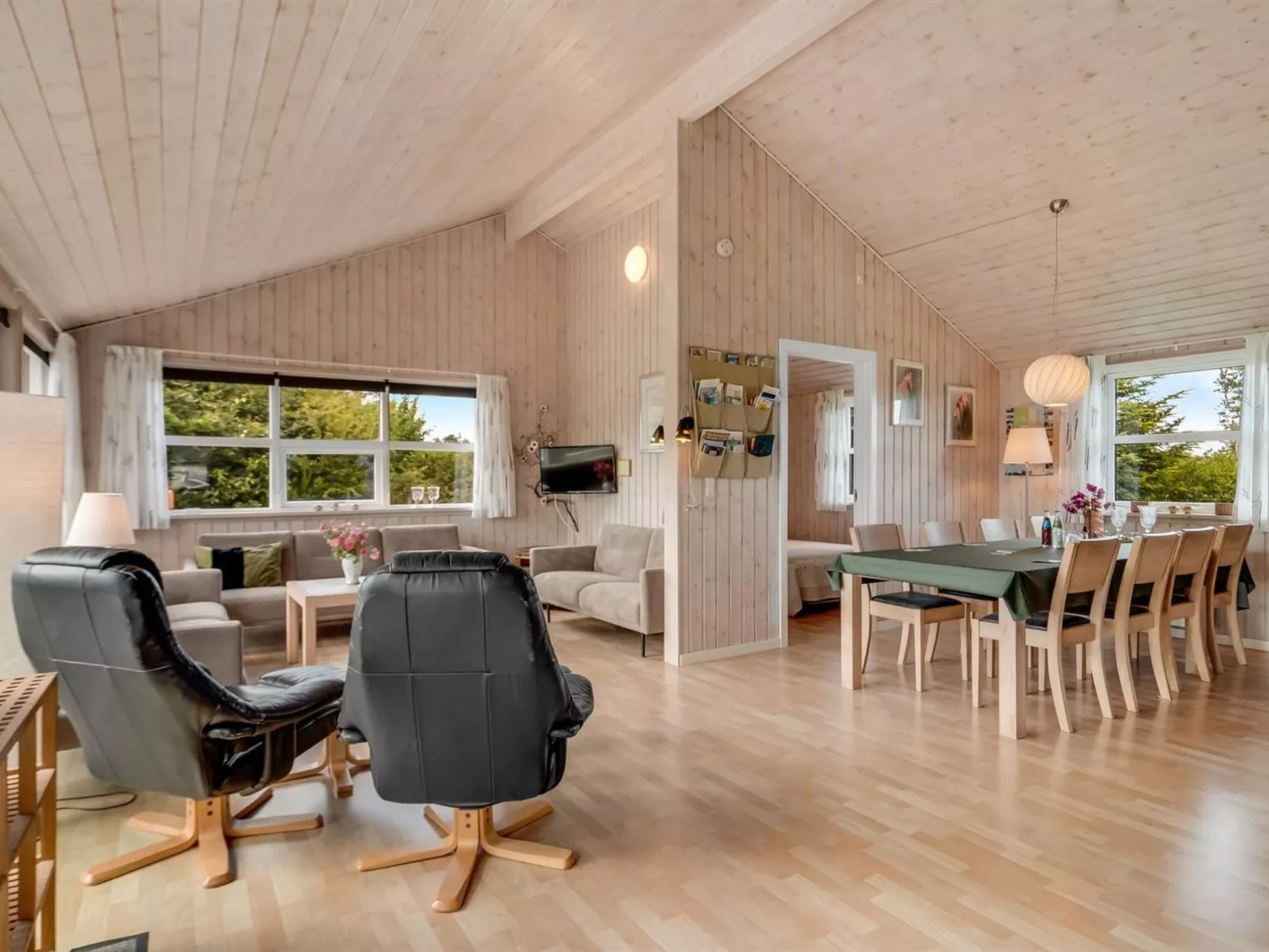 "Lari" - 600m from the sea - Binnen