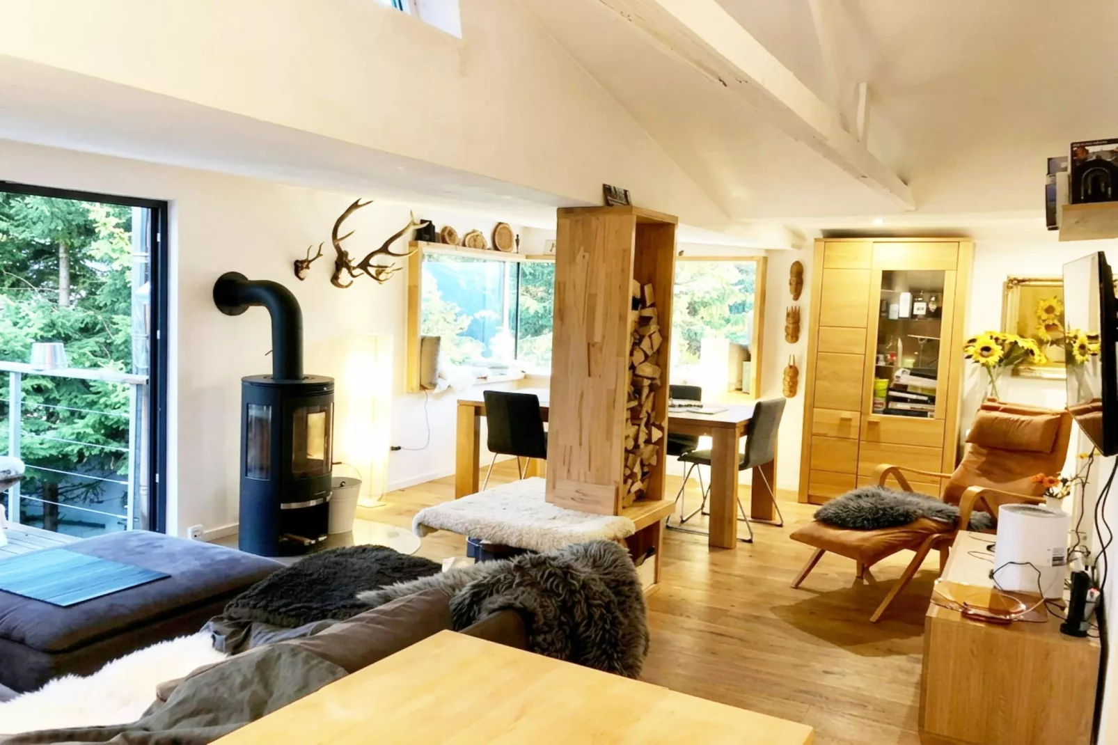 Modernes FERIENHAUS ALLRODE mit Wellness - Eetkamer