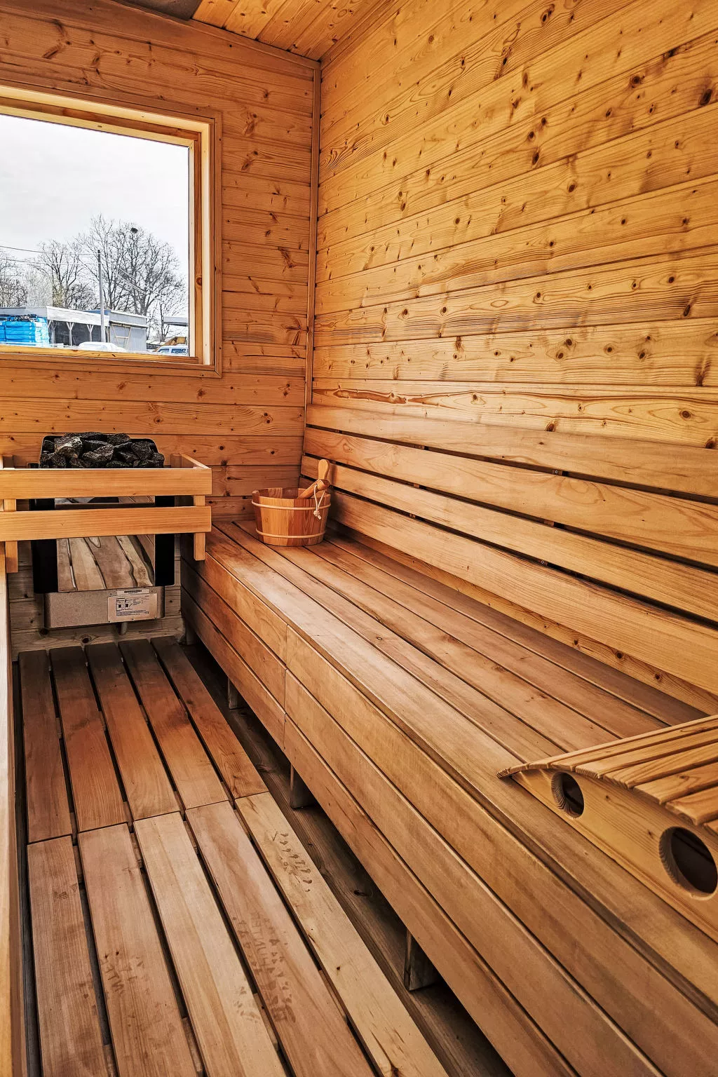 Ganzjährig bewohnbares Ferienhaus - rot - Buiten