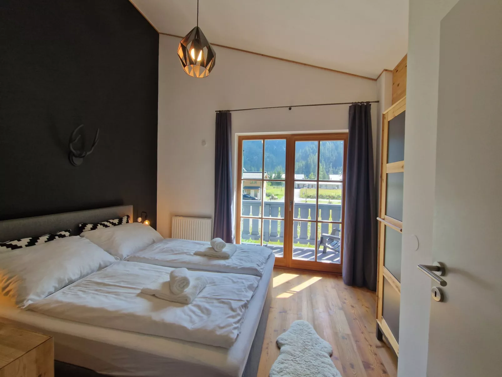 Lodge Seeblick 161 im Tauerndorf Enzingerboden
