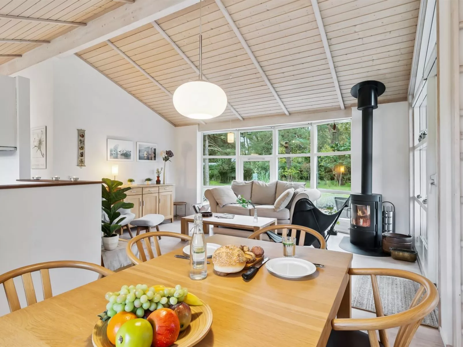 "Angelika" - 1.3km from the sea - Binnen