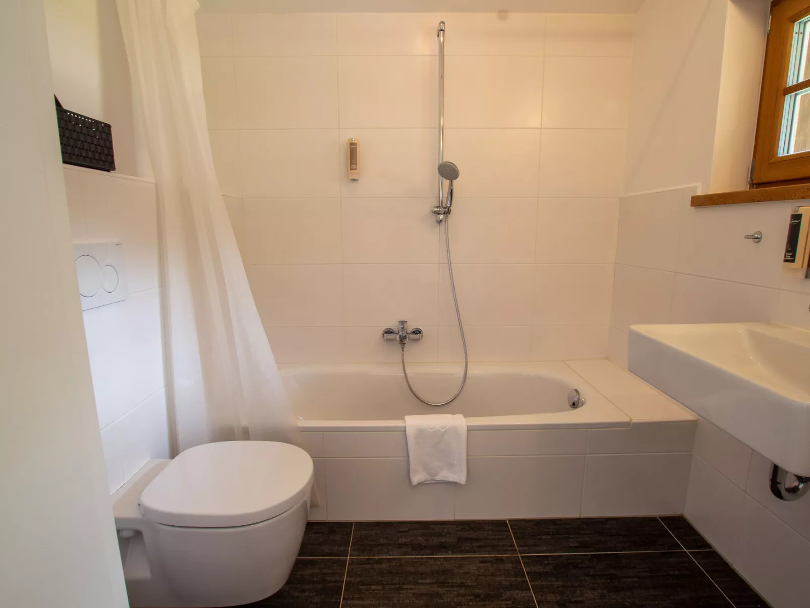 Lodge Adlerhorst 178 im Tauerndorf Enzingerboden - Binnen
