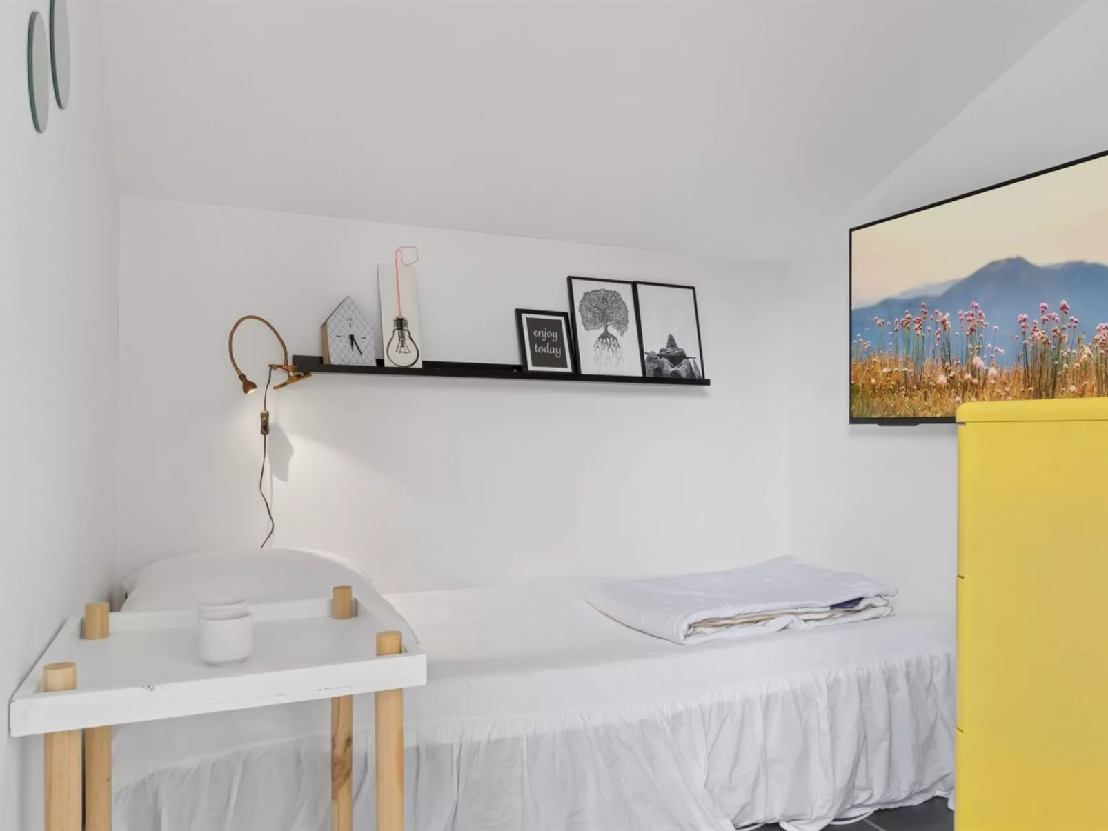 "Sida" - 1.5km from the sea - Binnen